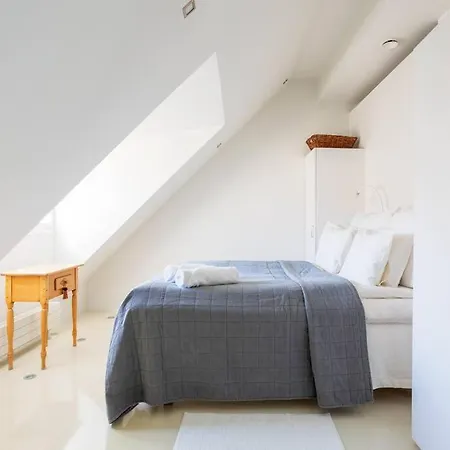 Stunning Huvilakatu Penthouse Helsinki Exterior photo